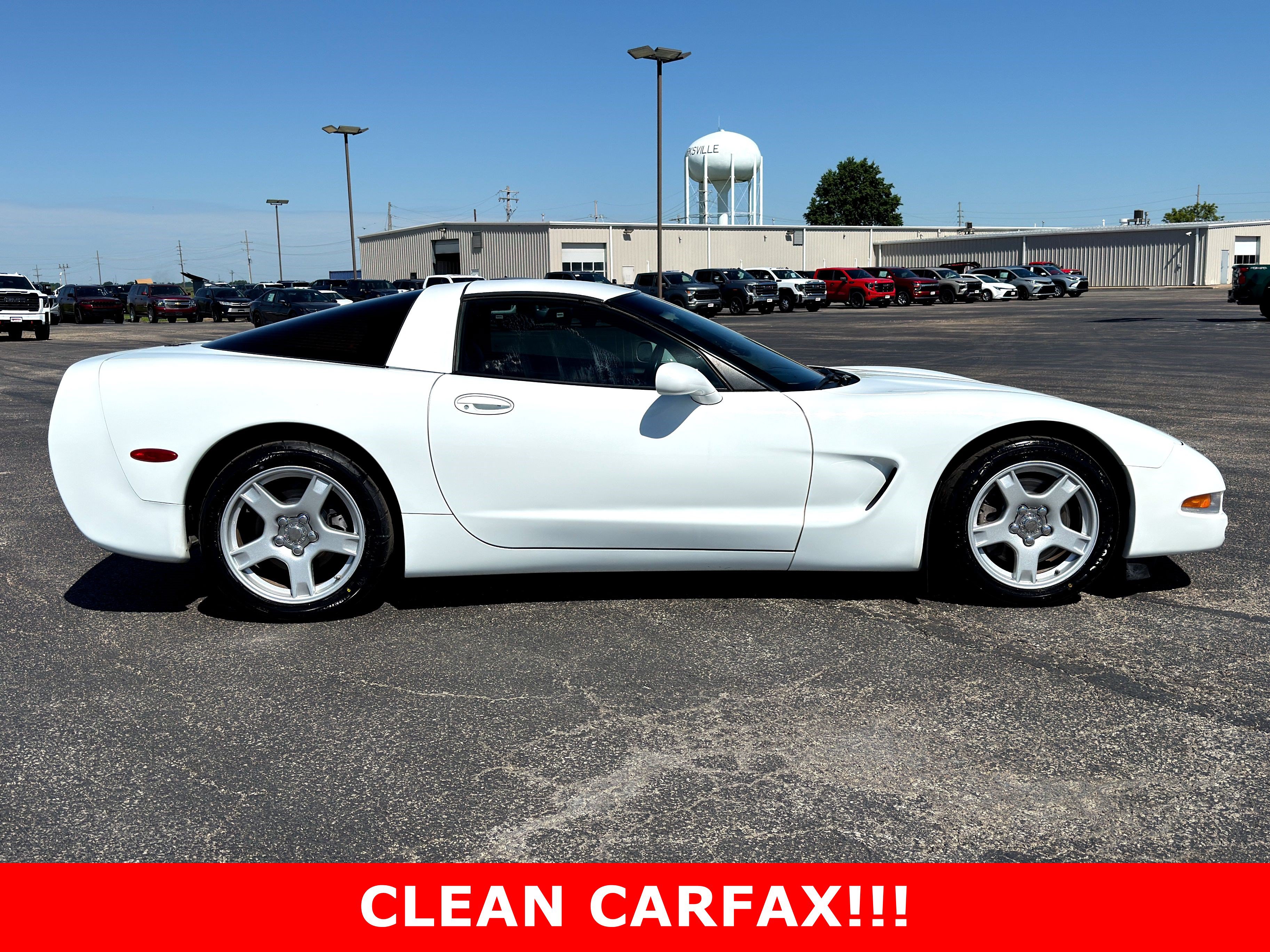 Used 1997 Chevrolet Corvette Coupe w/ Memory Pkg RWD image 2