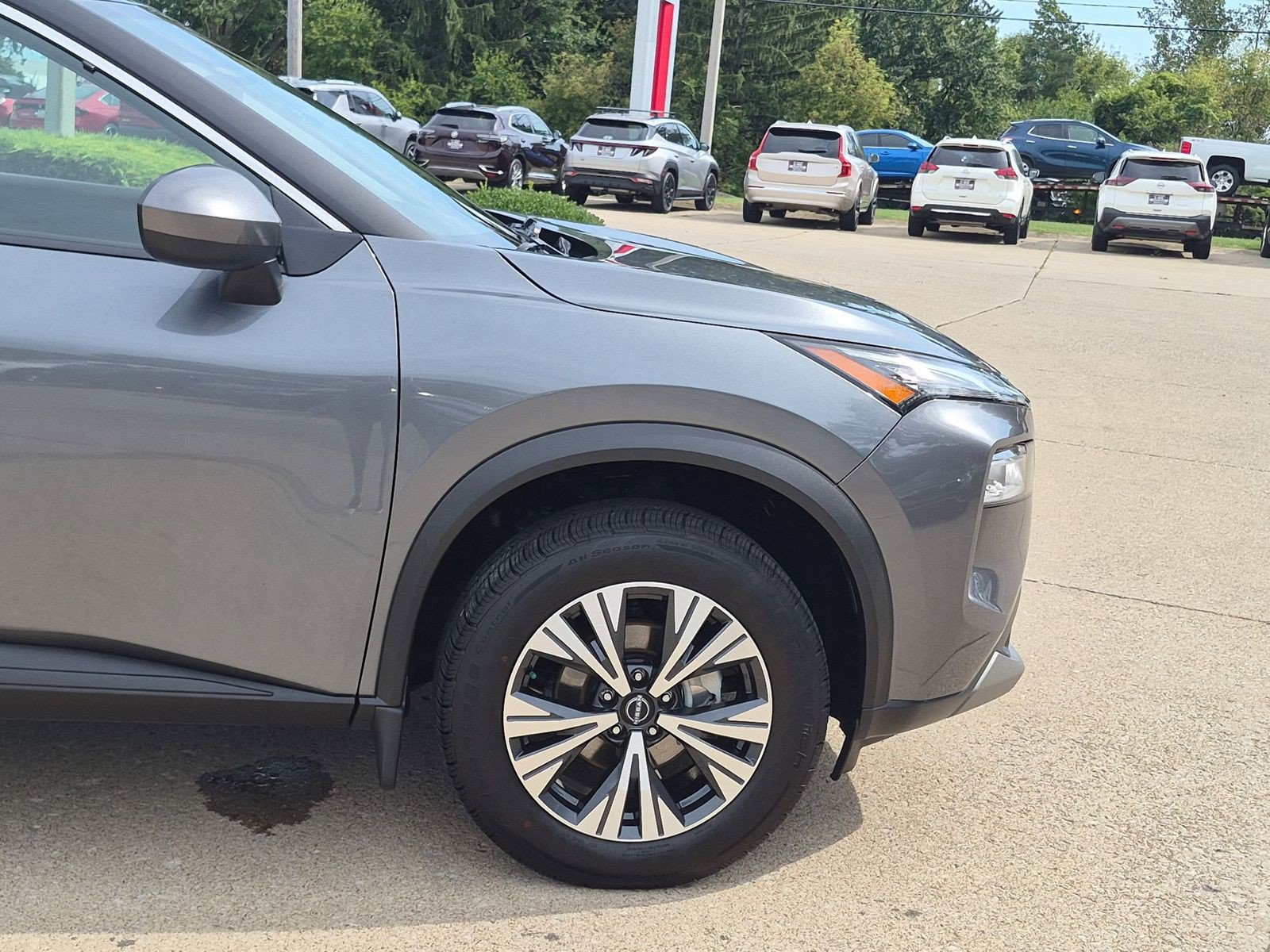 Certified 2023 Nissan Rogue SV AWD/4WD image 40