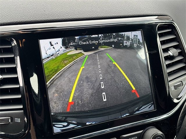Certified 2020 Jeep Grand Cherokee Laredo w/ Laredo X Package image 26