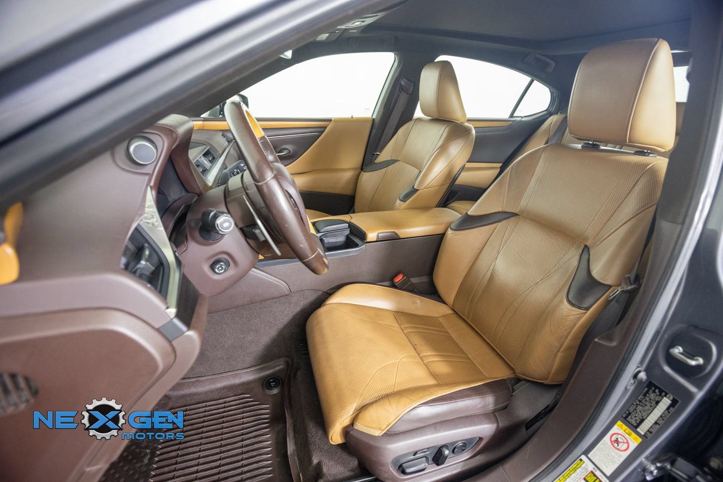 Used 2019 Lexus ES 350 w/ Accessory Package FWD image 27