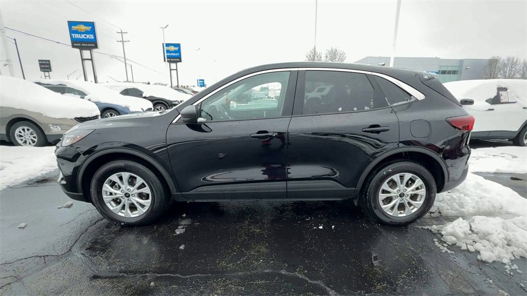 Used 2023 Ford Escape Active image 5