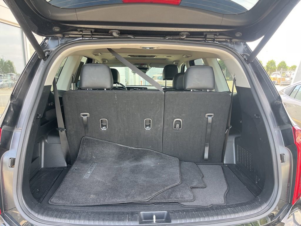 Used 2025 Kia Telluride S image 28