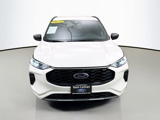 Used 2024 Ford Escape ST-Line w/ Equipment Group 301A image 2