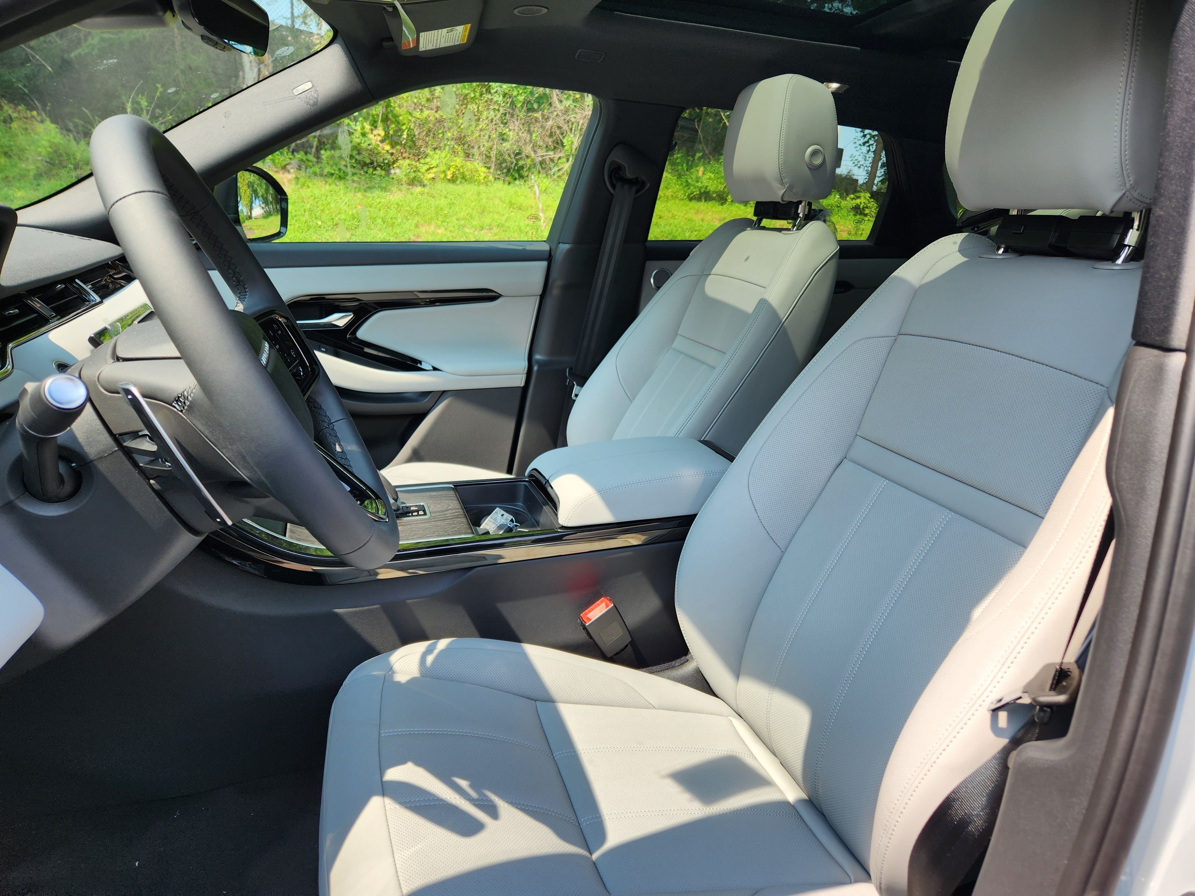 New 2026 Land Rover Range Rover Evoque S AWD/4WD image 8