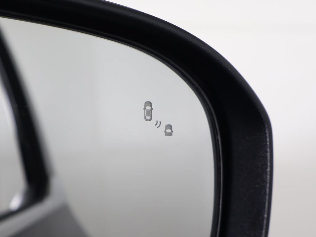 Used 2022 Kia Telluride LX FWD image 37