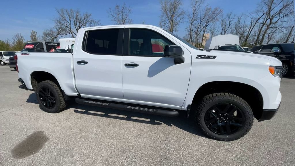 New 2026 Chevrolet Silverado 1500 LT Trail Boss w/ Convenience Package II AWD/4WD image 3