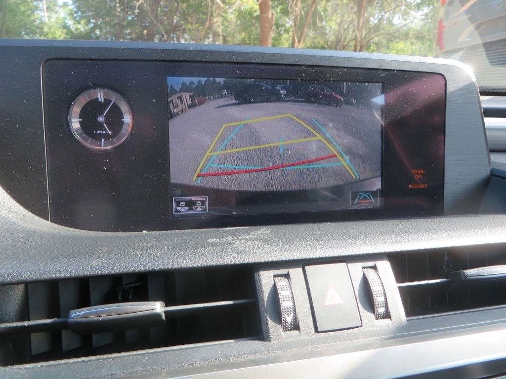 Used 2019 Lexus ES 350 F Sport w/ Accessory Package 2 FWD image 22