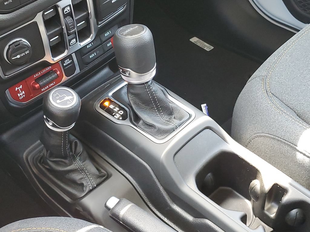 New 2026 Jeep Gladiator Sport AWD/4WD image 30
