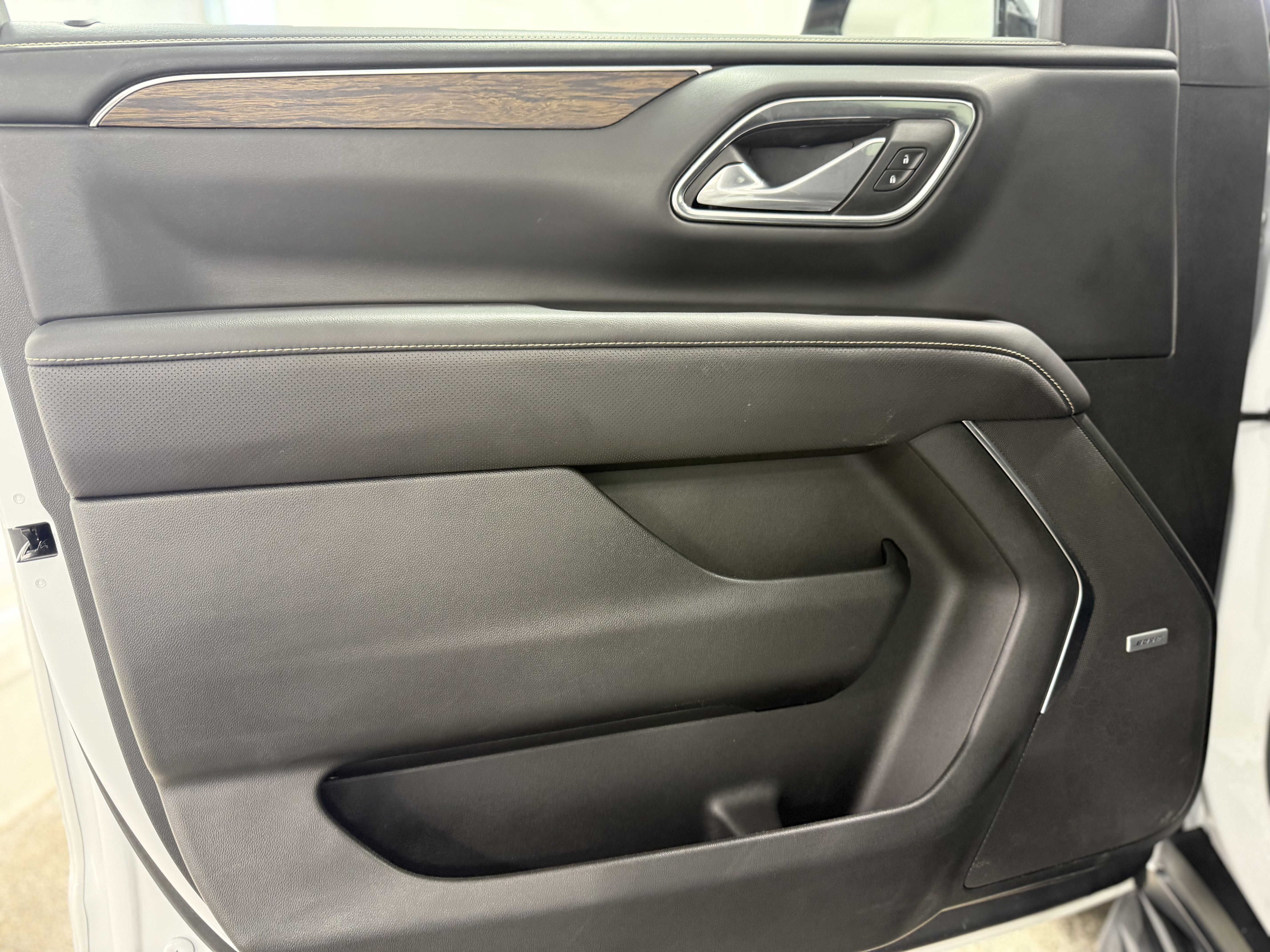 Used 2024 Chevrolet Tahoe Premier image 13