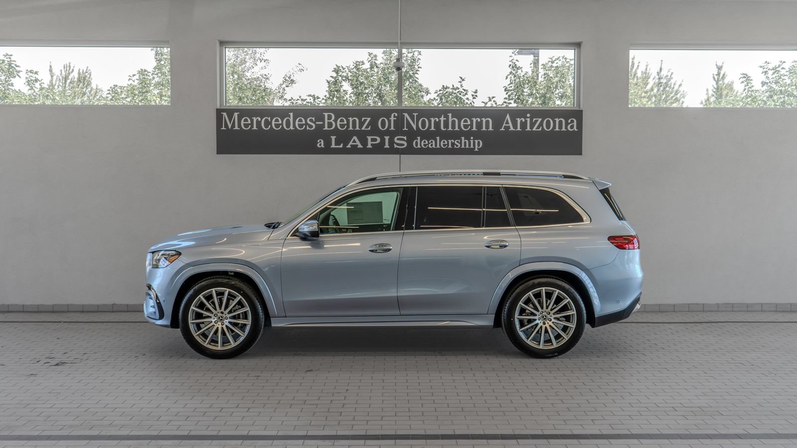New 2026 Mercedes-Benz GLS 450 4MATIC image 2