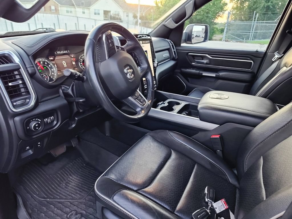 Used 2023 RAM 1500 Laramie AWD/4WD image 11