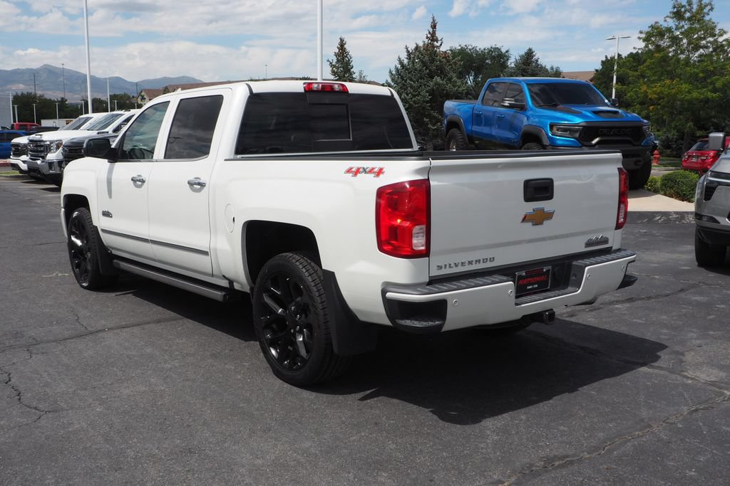 Used 2017 Chevrolet Silverado 1500 High Country AWD/4WD image 7