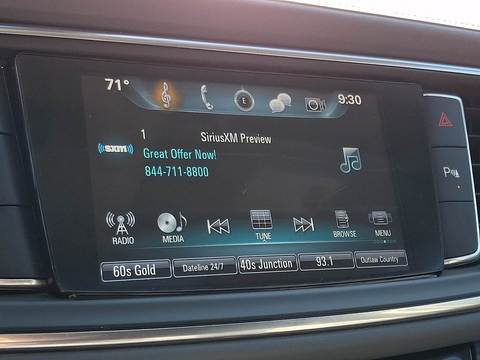 Used 2018 Buick Enclave Essence AWD/4WD image 20