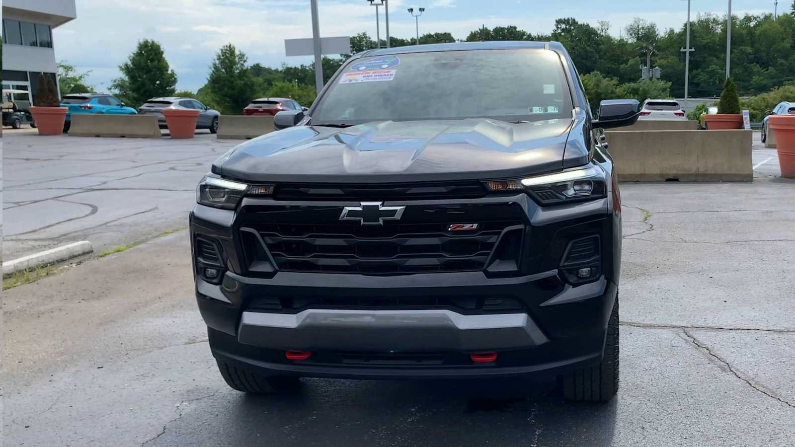Certified 2025 Chevrolet Colorado Z71 AWD/4WD image 3