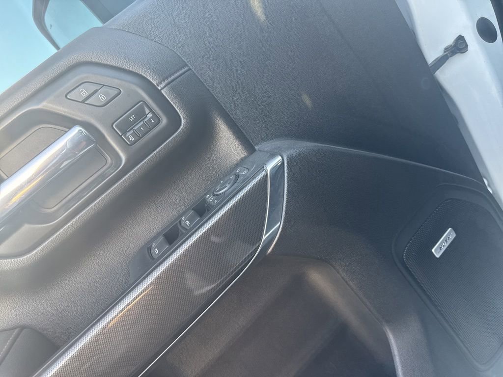 Used 2023 GMC Sierra 2500 AT4 w/ AT4 Premium Plus Package AWD/4WD image 16