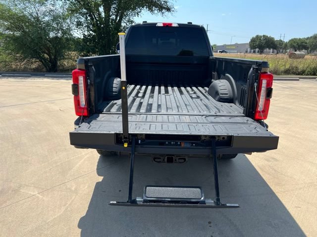 Used 2024 Ford F350 Lariat w/ Chrome Package AWD/4WD image 25