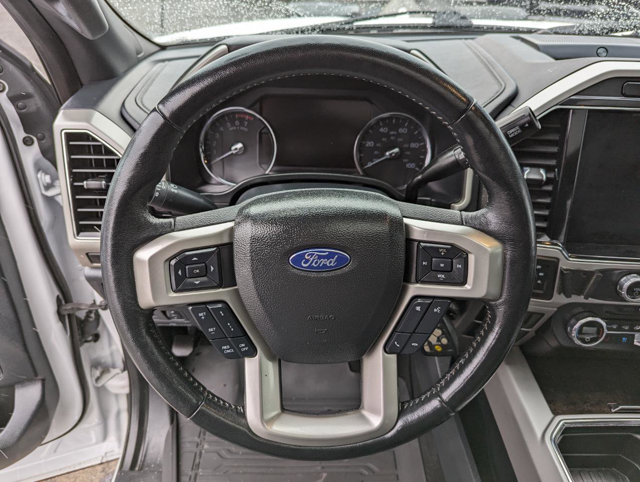 Used 2022 Ford F350 Lariat w/ Lariat Ultimate Package image 16