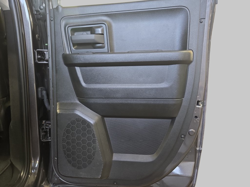 Used 2021 RAM 1500 Express w/ Wheel & Sound Group AWD/4WD image 14