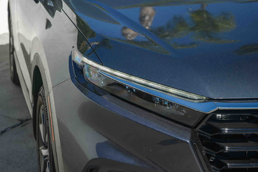 Used 2026 Honda CR-V EX-L image 4