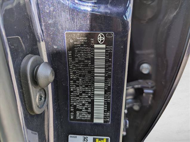 Used 2025 Toyota Corolla LE FWD image 30