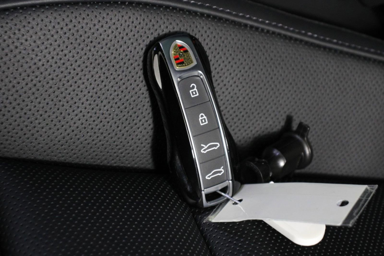 New 2026 Porsche Taycan 4S image 23