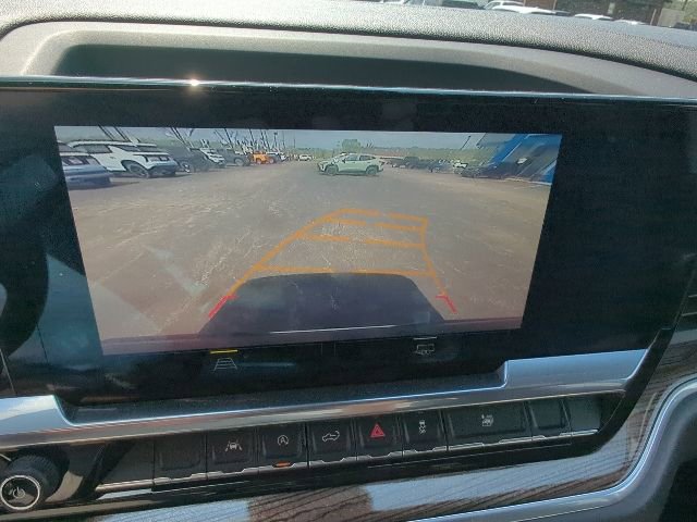 Used 2022 Chevrolet Silverado 1500 LT AWD/4WD image 17