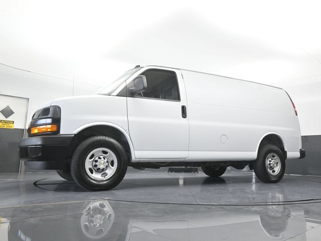 Used 2024 Chevrolet Express 2500 w/ Driver Convenience Package RWD image 49