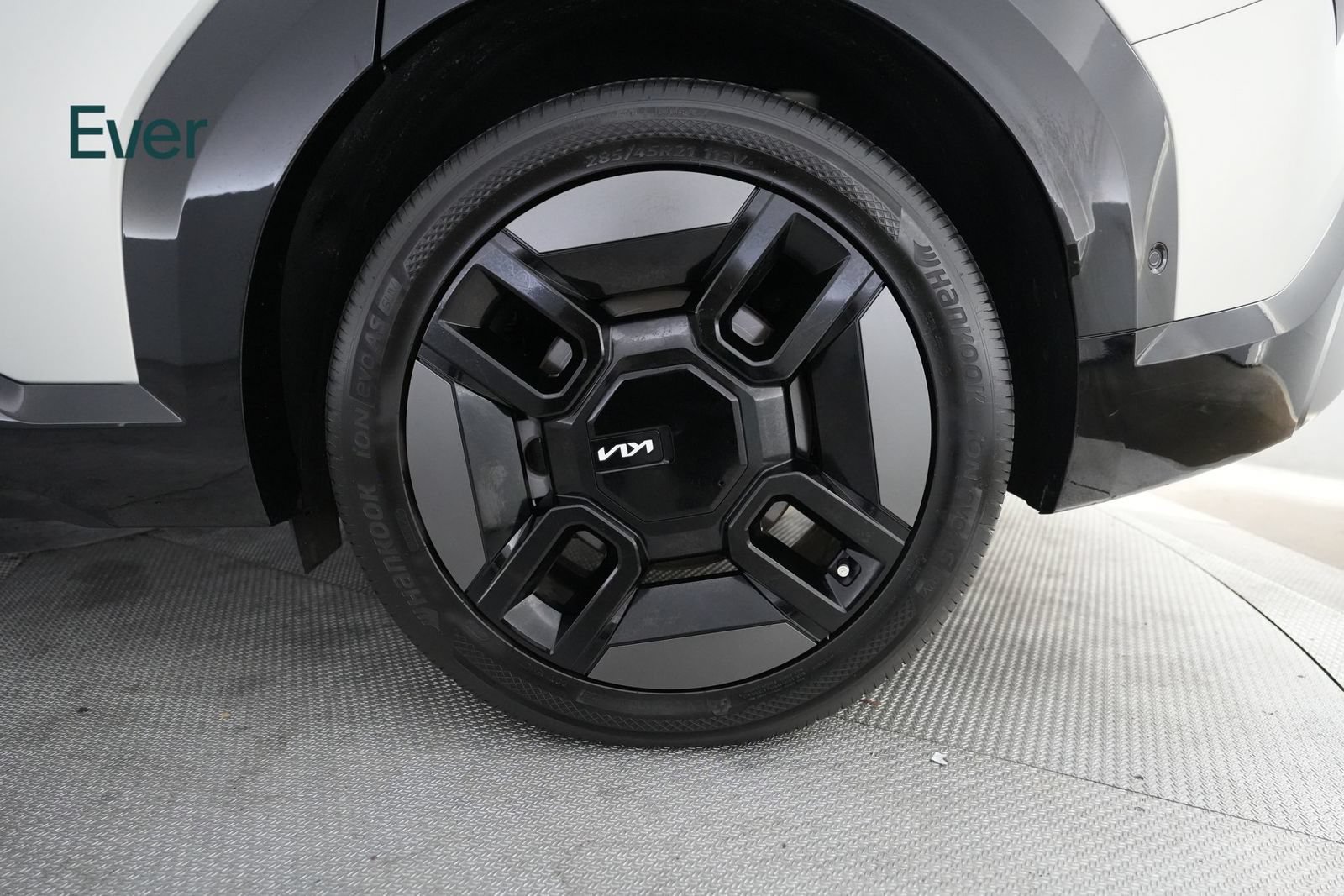 Used 2024 Kia EV9 GT-Line AWD/4WD image 9