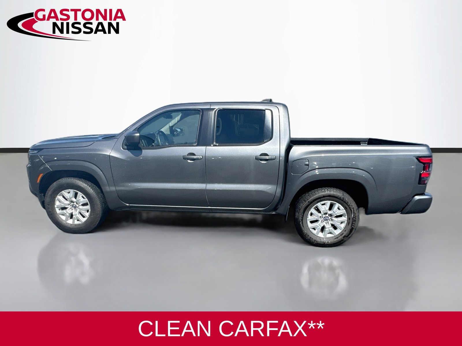 Used 2023 Nissan Frontier SV RWD image 5