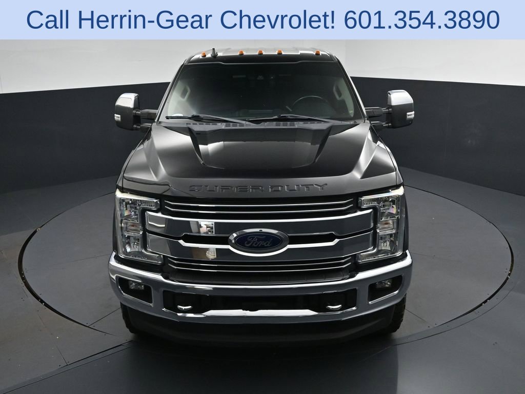 Used 2019 Ford F250 Lariat w/ Lariat Ultimate Package AWD/4WD image 37
