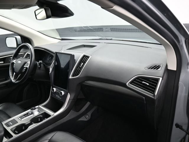 Used 2022 Ford Edge SEL image 9