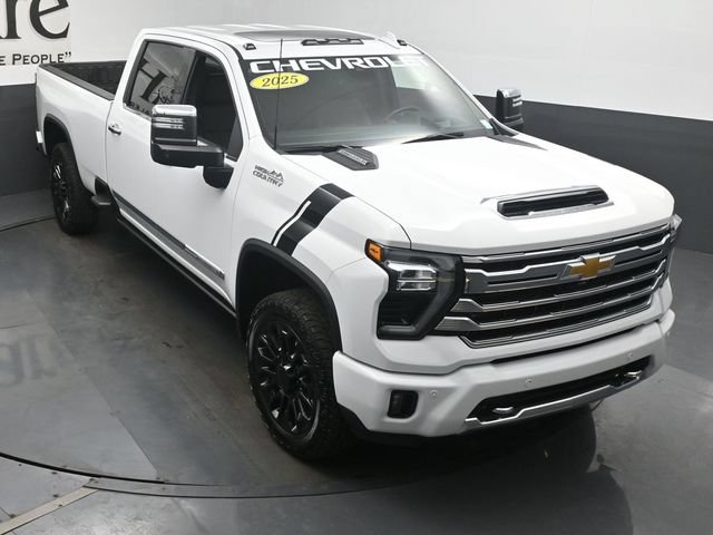 Used 2025 Chevrolet Silverado 2500 High Country w/ High Country Premium Package AWD/4WD image 44