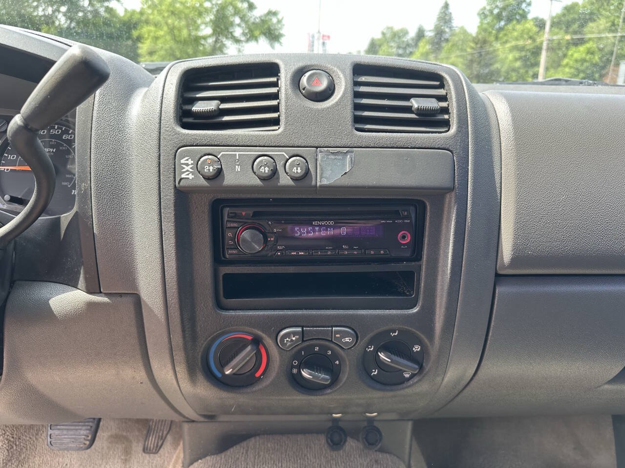 Used 2005 Chevrolet Colorado LS w/ Power Convenience Package AWD/4WD image 14