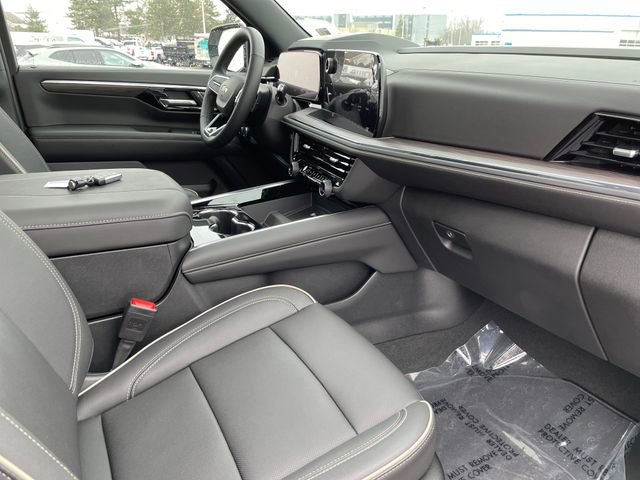 New 2025 Chevrolet Suburban Premier image 23