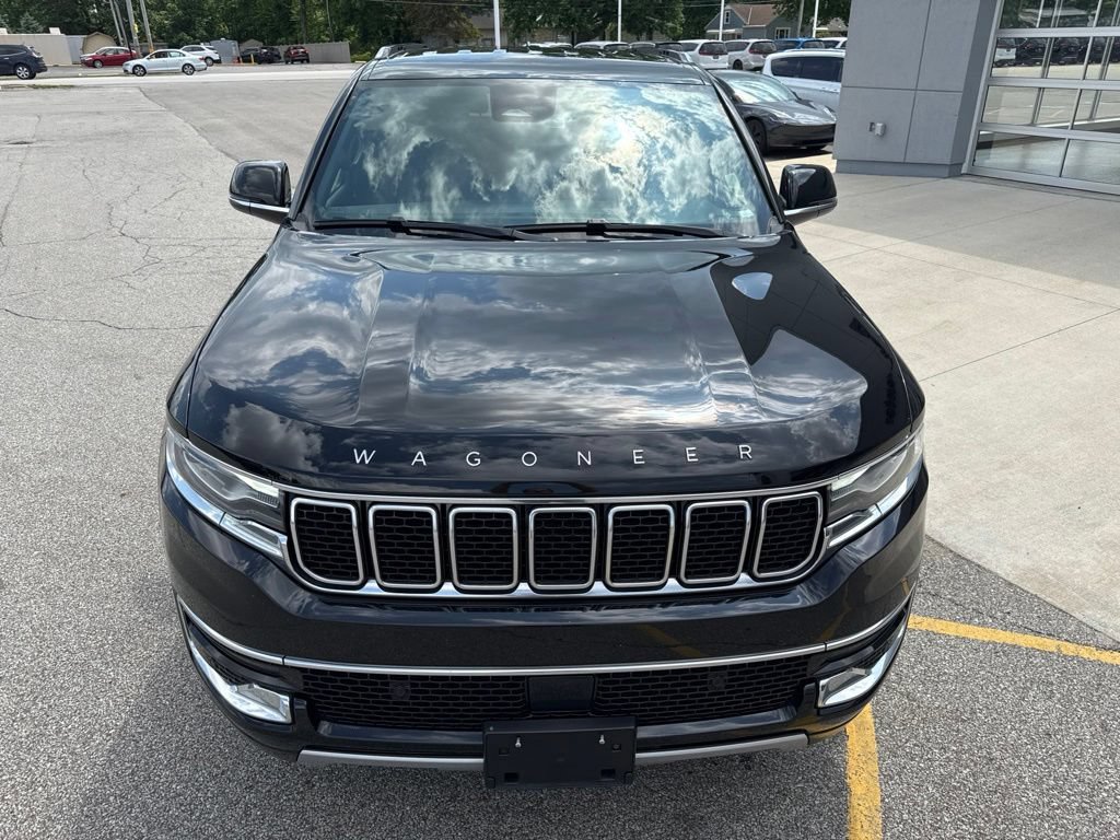 Used 2024 Jeep Wagoneer Series II w/ Flexible Seating Group AWD/4WD image 11