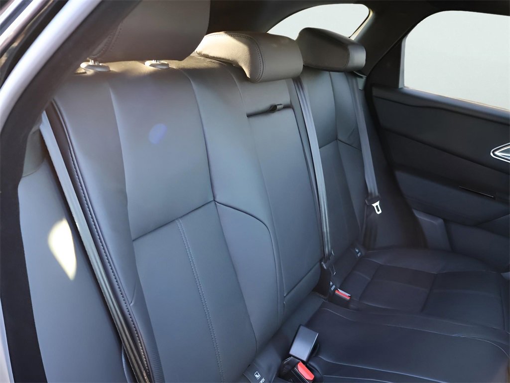 New 2026 Land Rover Range Rover Velar Dynamic SE image 13