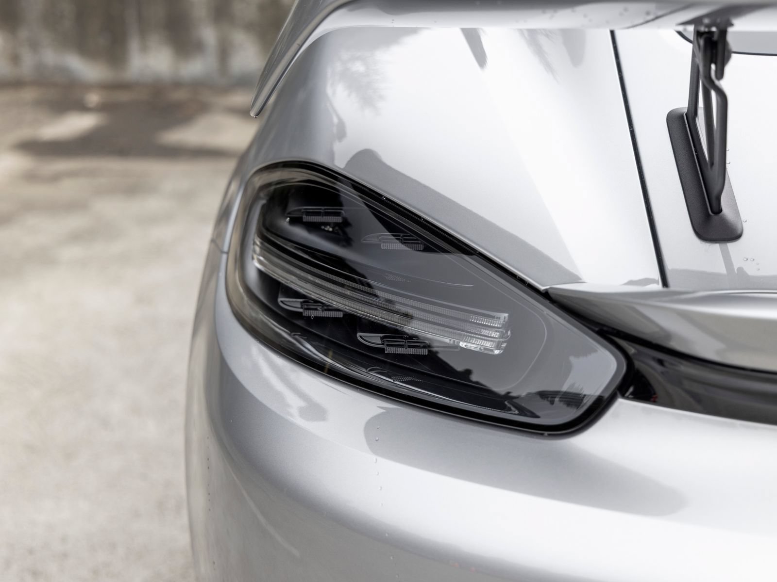 Certified 2020 Porsche 718 Cayman GT4 RWD image 25