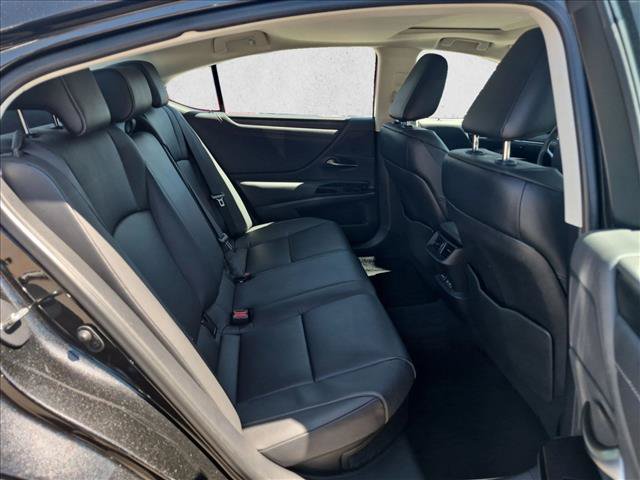 Used 2024 Lexus ES 300h w/ Premium Package FWD image 20