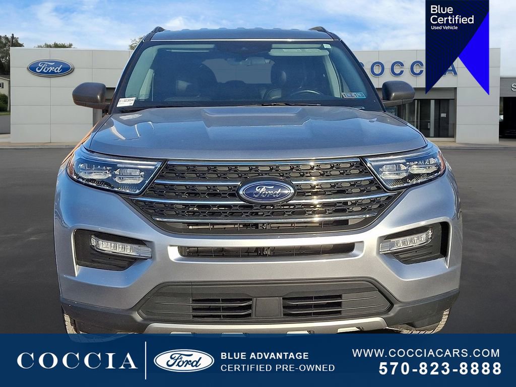 Certified 2022 Ford Explorer XLT w/ Equipment Group 202A AWD/4WD image 2