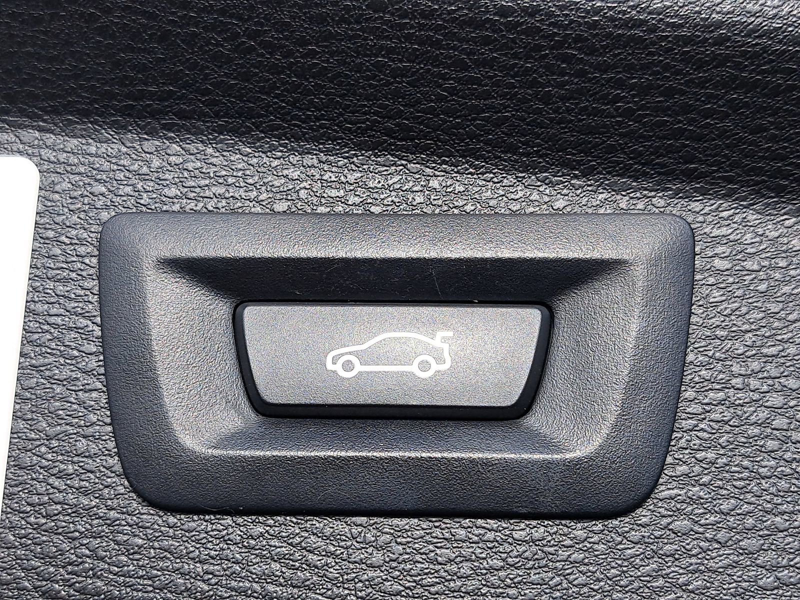 Used 2020 BMW X2 sDrive28i image 13