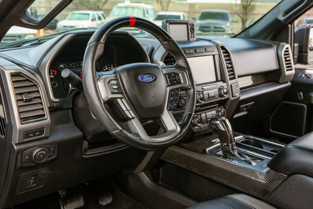 Used 2018 Ford F150 Raptor w/ Equipment Group 802A Luxury image 10