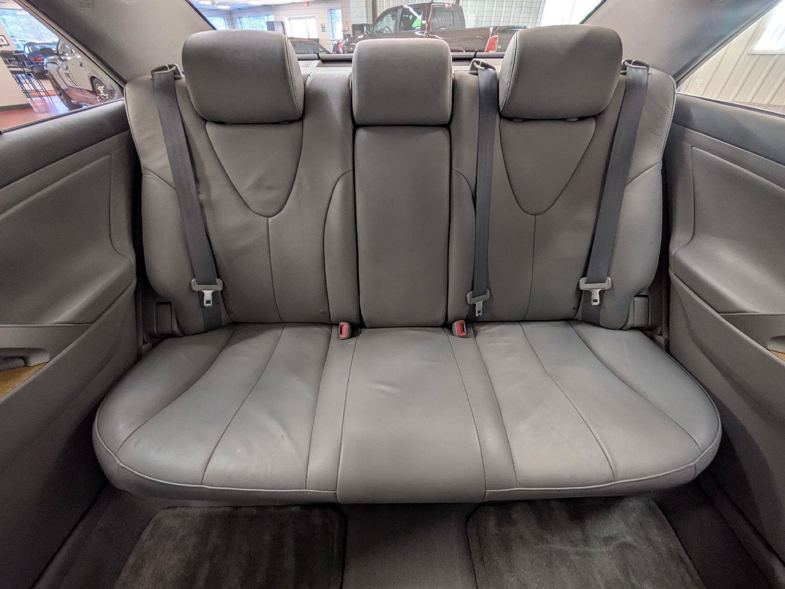 Used 2007 Toyota Camry XLE FWD image 34
