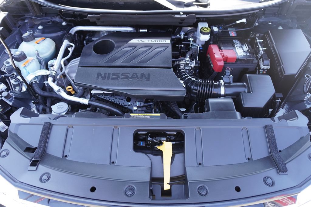 Used 2024 Nissan Rogue SV FWD image 24