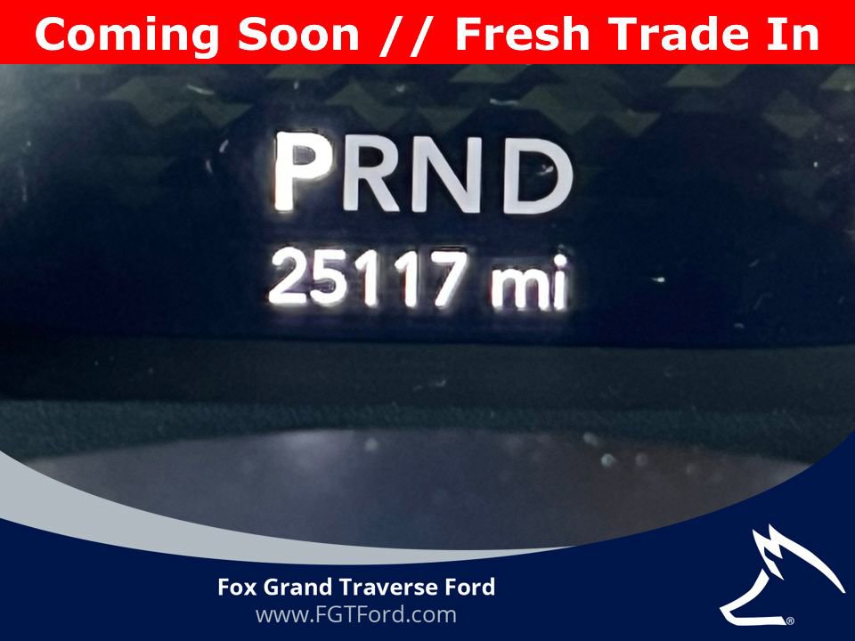 Used 2025 Jeep Wrangler Unlimited Sahara AWD/4WD image 5
