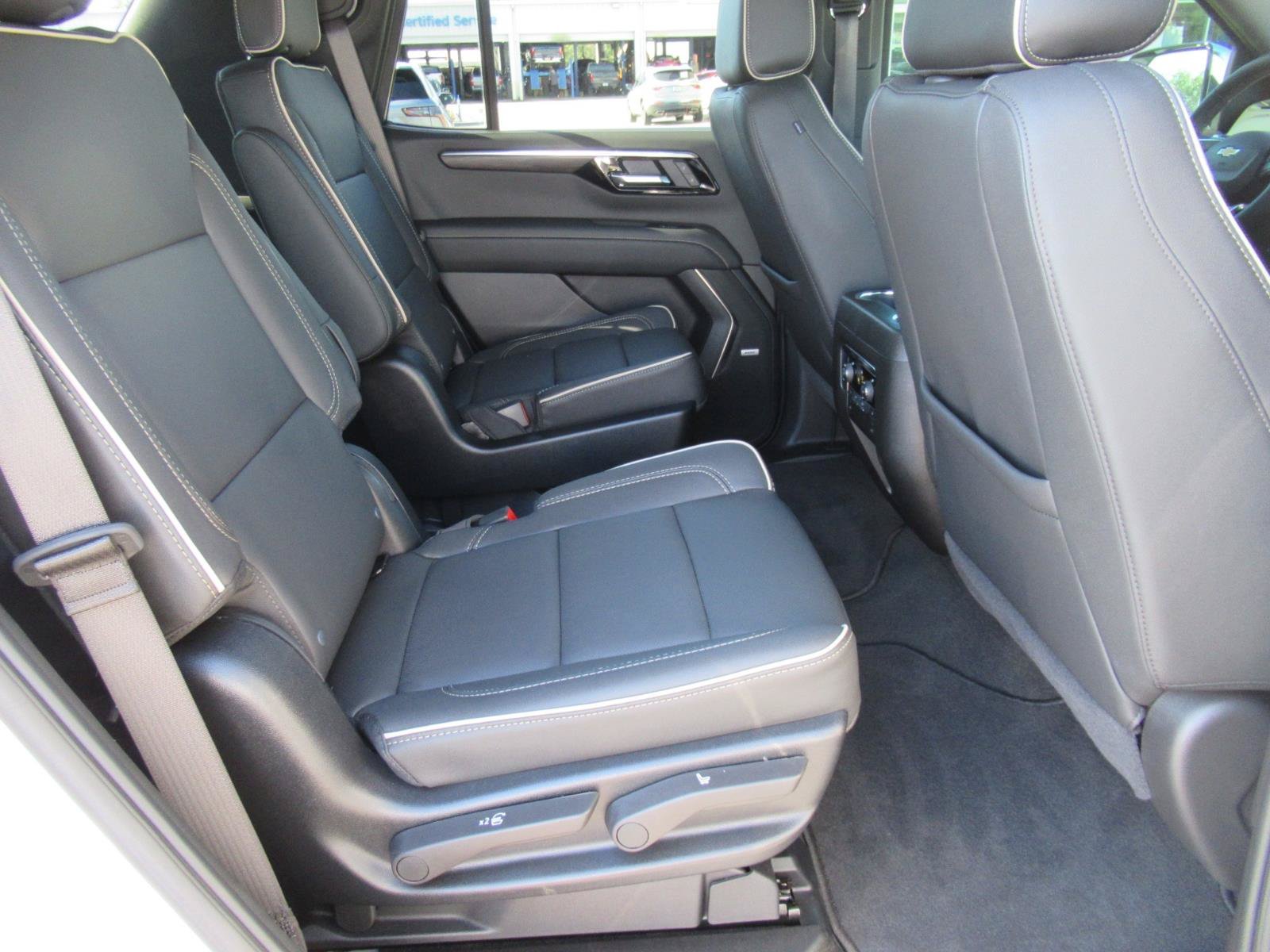 Used 2025 Chevrolet Tahoe Premier w/ Sun And Tow Package AWD/4WD image 35