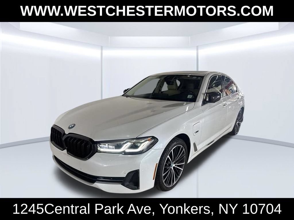 Used 2022 BMW 530e xDrive w/ Premium Package