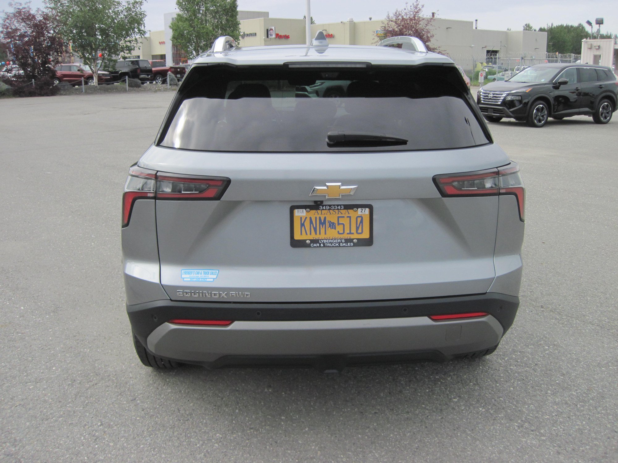 Used 2025 Chevrolet Equinox LT w/ Convenience Package II AWD/4WD image 3