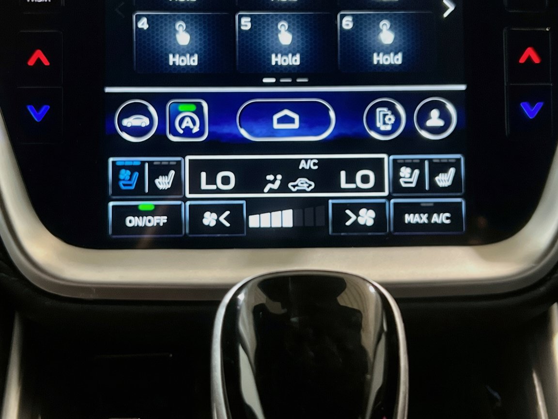 Used 2023 Subaru Outback Touring XT AWD/4WD image 11