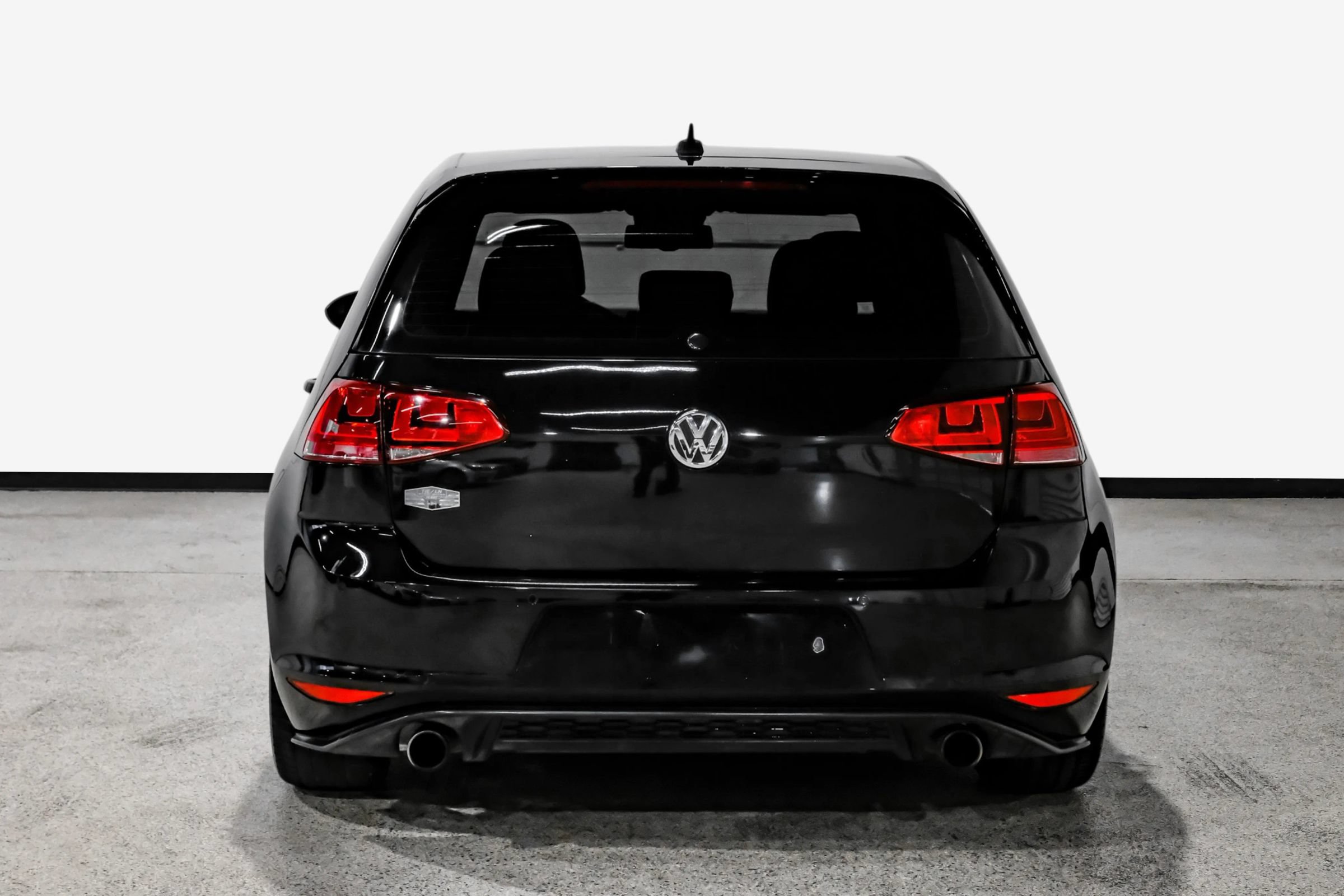 Used 2016 Volkswagen GTI SE FWD image 7