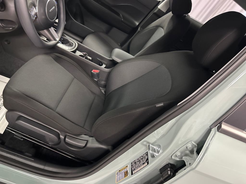 New 2026 Hyundai Kona SE image 10